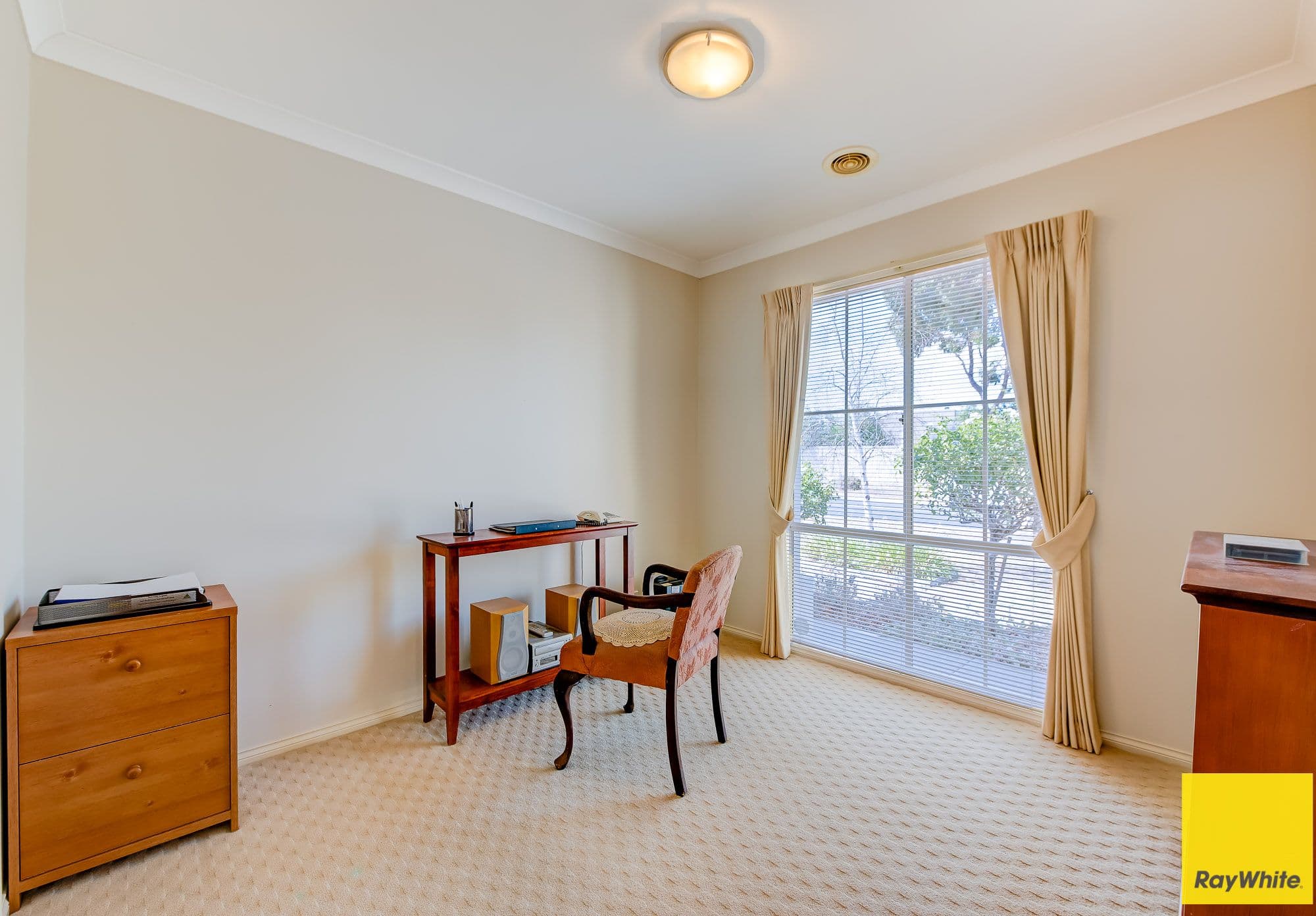 18 Tennyson Drive, Truganina VIC 3029, Truganina - Thumbnail 2