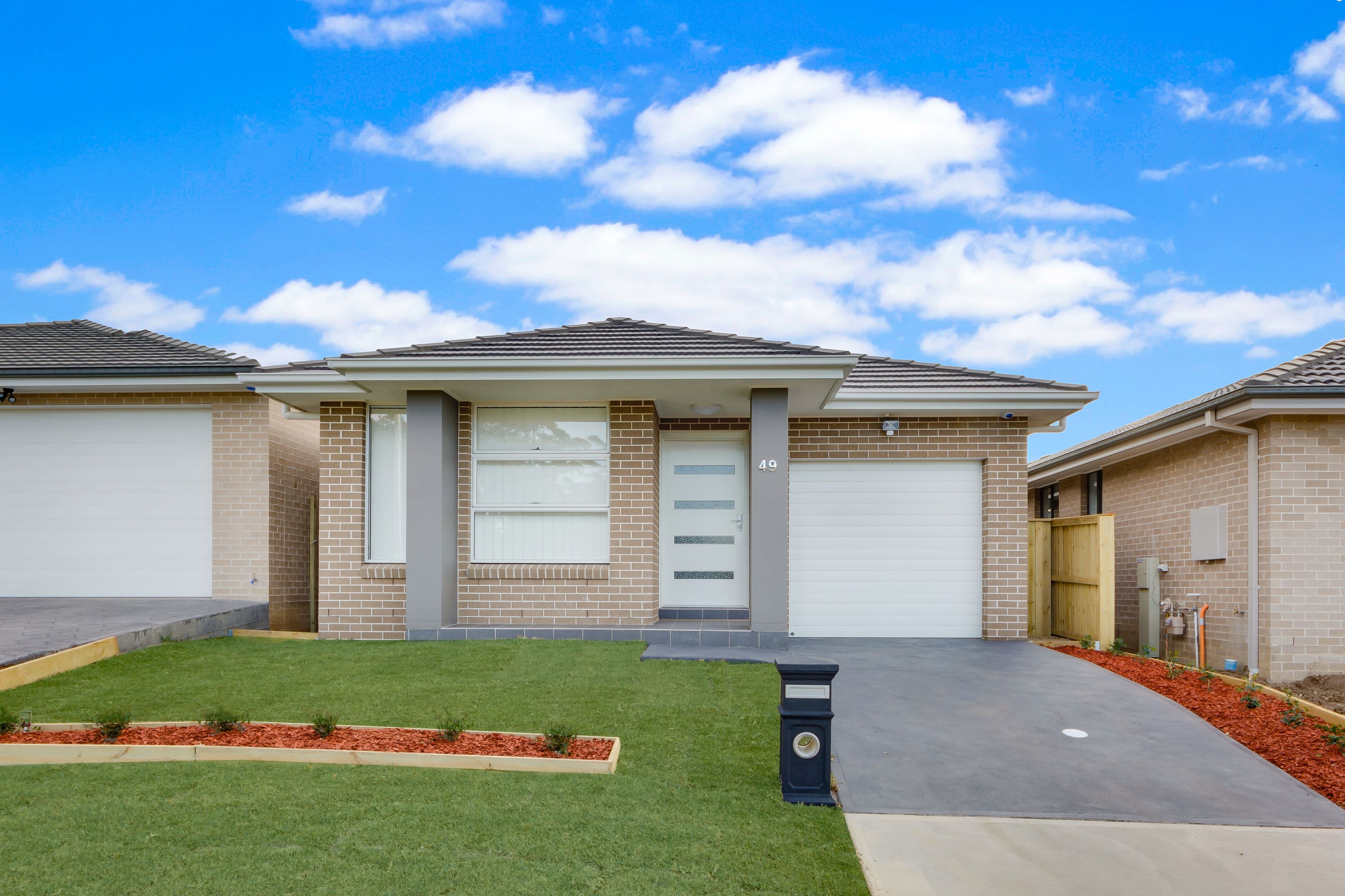Elderslie NSW 2570, Elderslie - Image 1