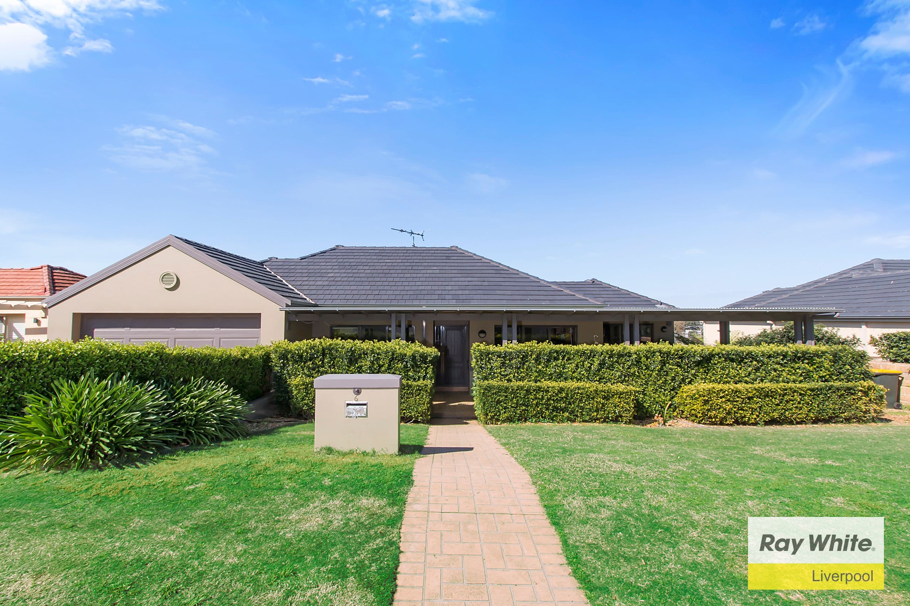 6 Governors Way, Macquarie Links - Image 1