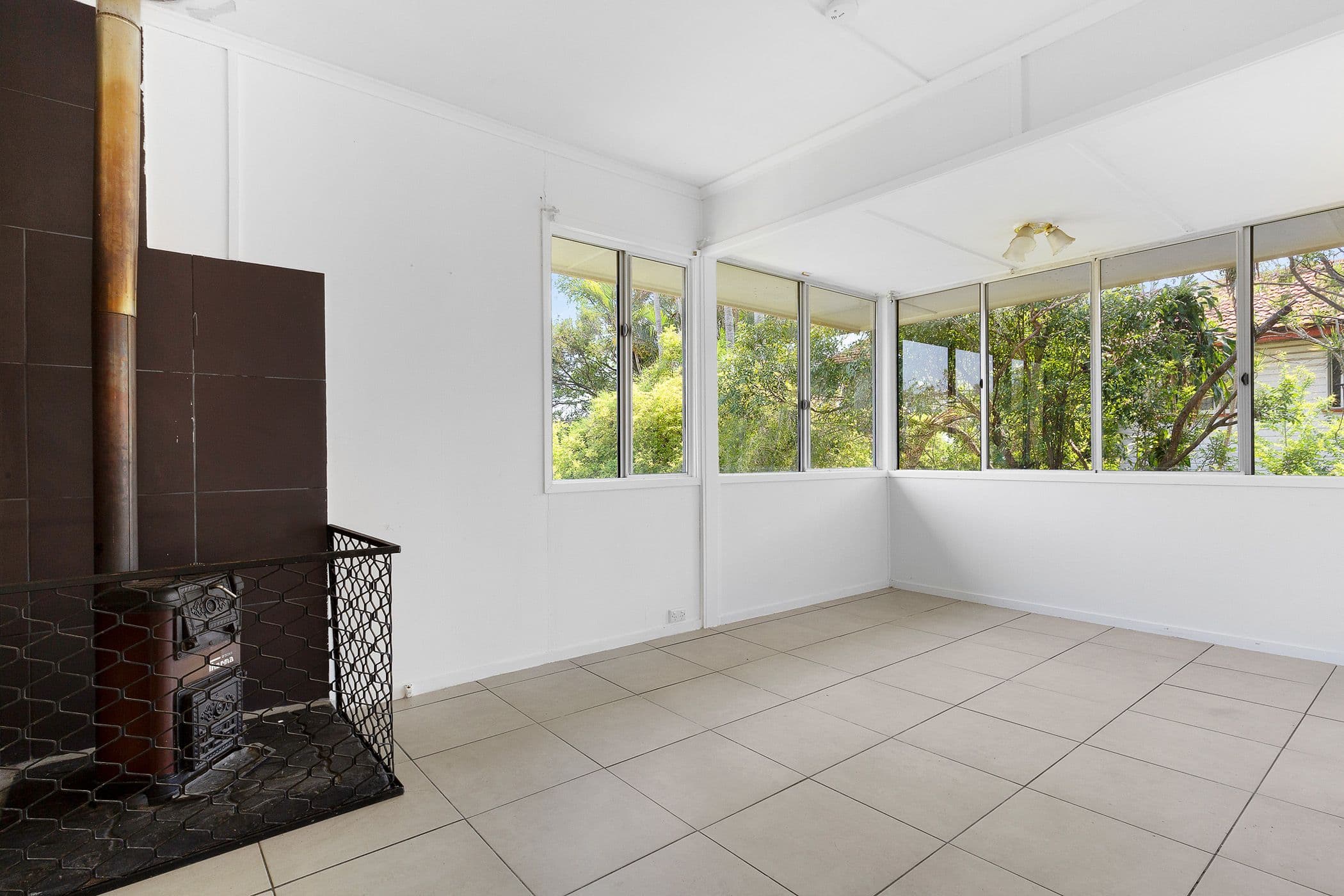 48 Avon Street, Leichhardt QLD 4305, Leichhardt - Thumbnail 5