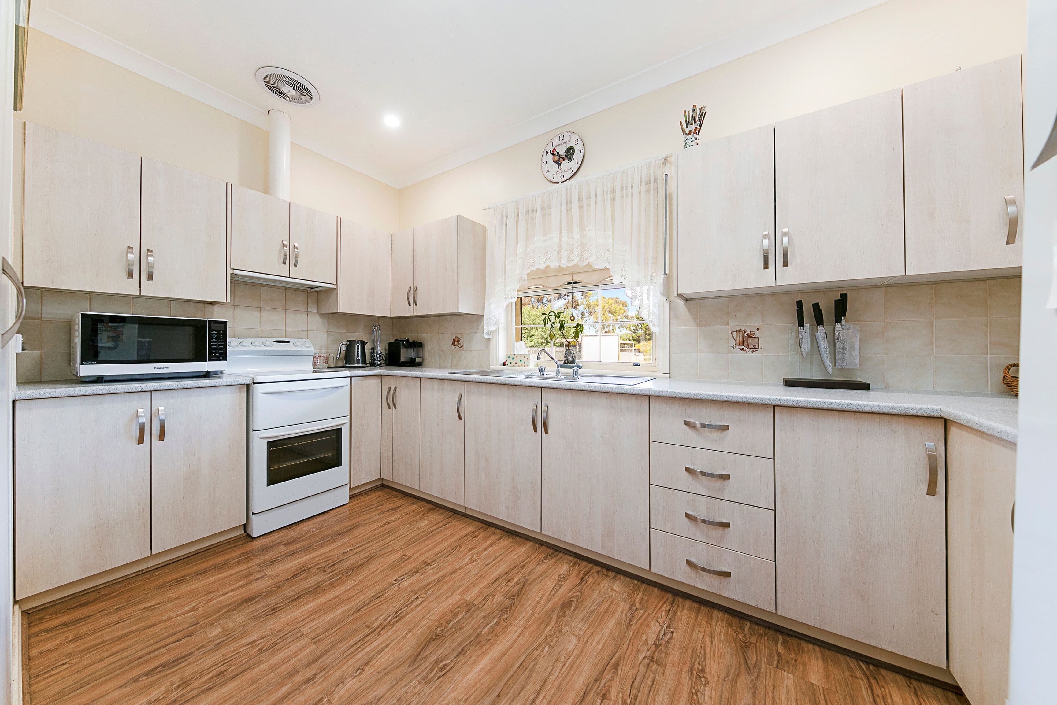 37 Clifton Road, Jamestown SA 5491, Jamestown - Thumbnail 5