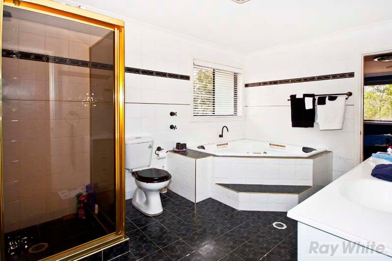 12  Thorpe Place, ABBOTSBURY NSW 2176, Abbotsbury - Thumbnail 5