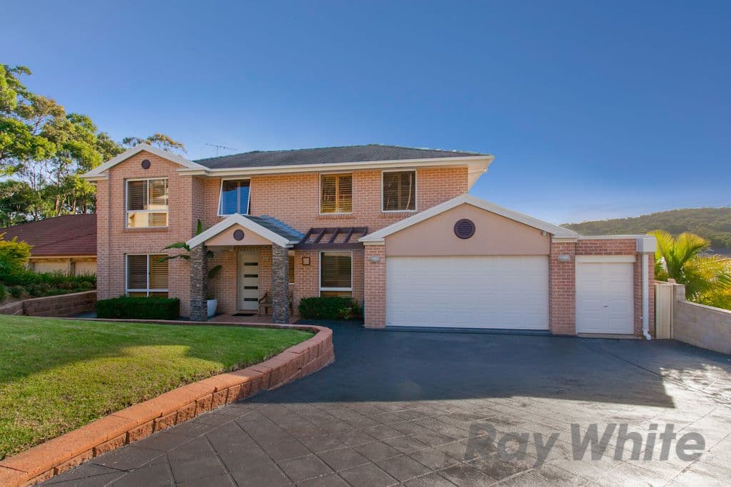 4 Rosemount Court, ELEEBANA NSW 2282, Eleebana - Image 1