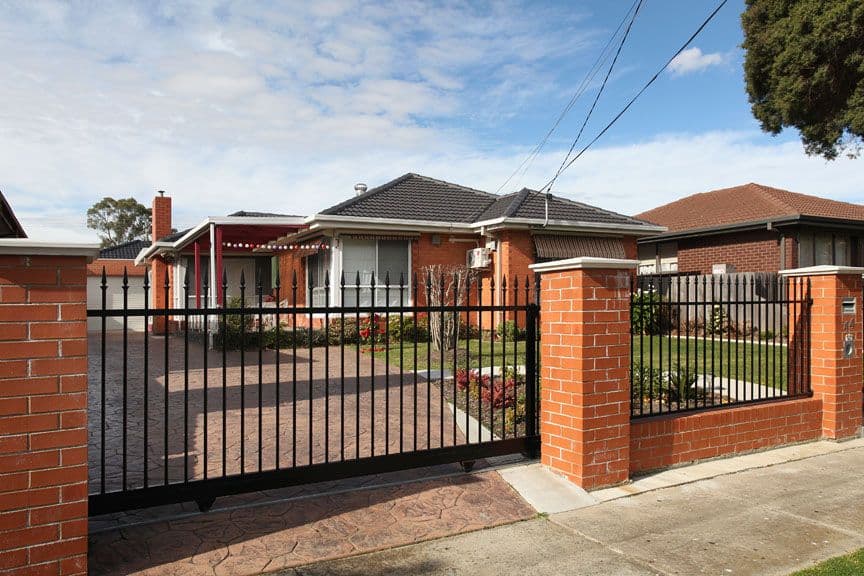44 Lindisfarne Drive, BURWOOD EAST VIC 3151, Burwood East - Image 1