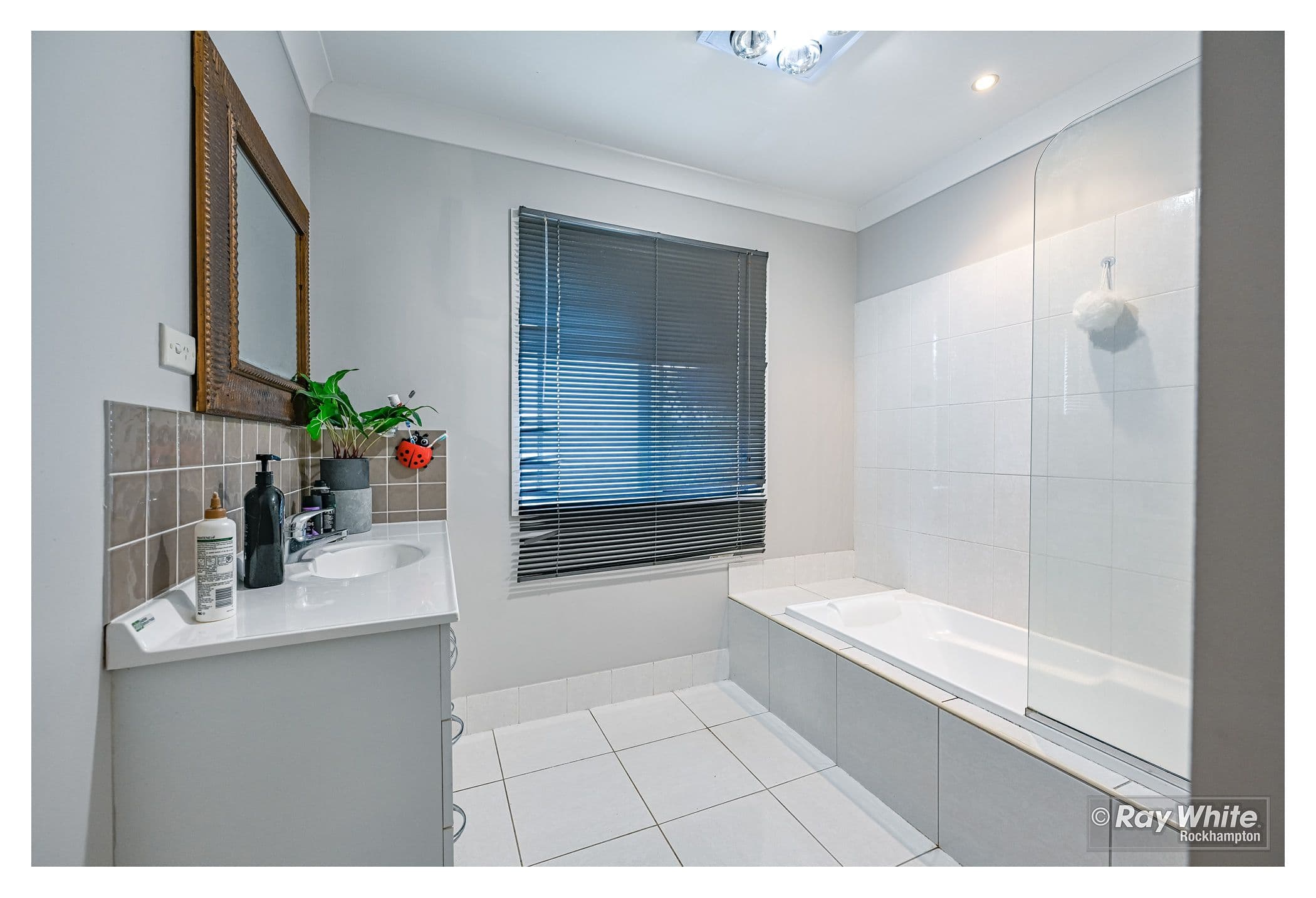 14 Peatey Street, Norman Gardens QLD 4701, Norman Gardens - Thumbnail 3