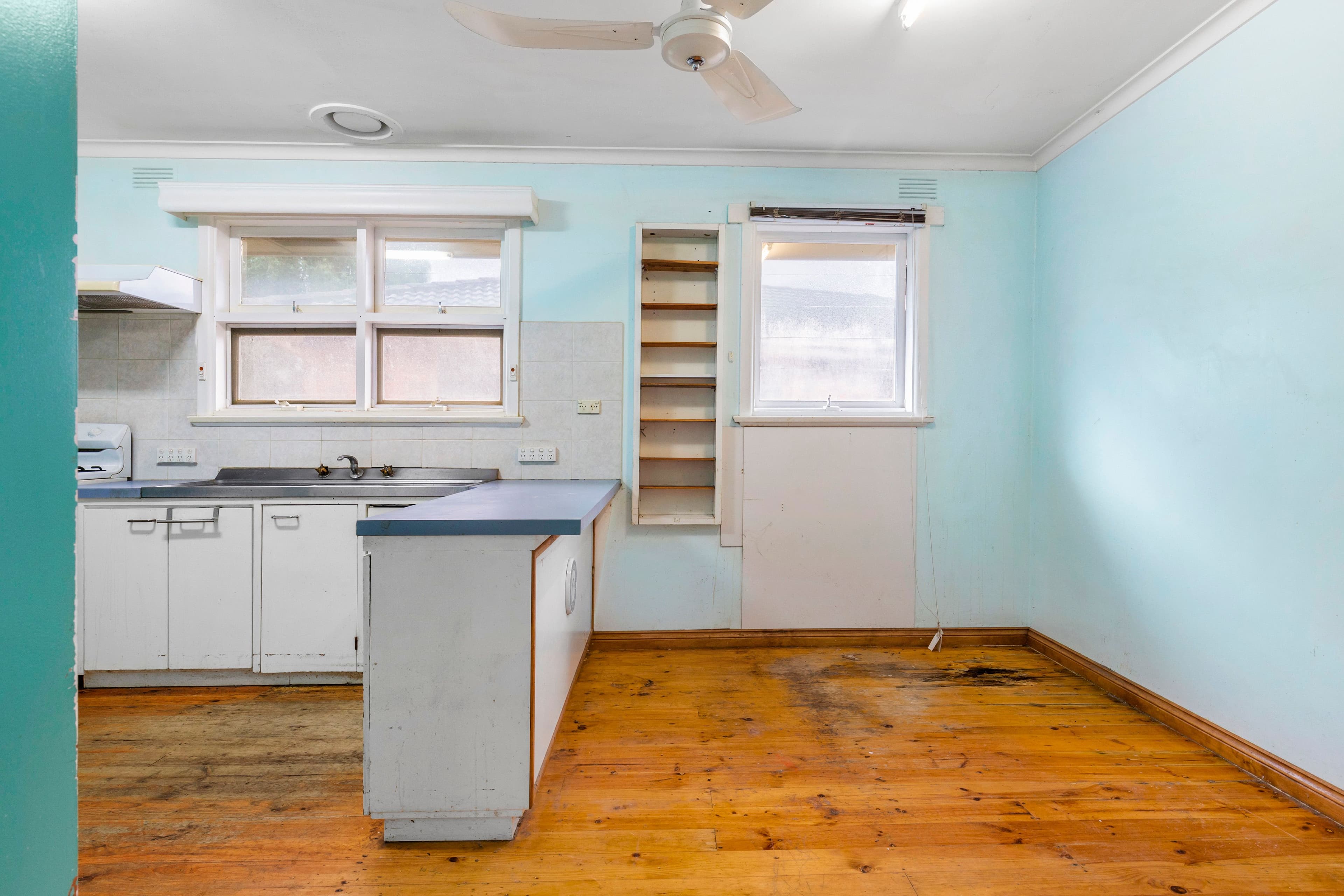 11 Burns Street, Frankston VIC 3199, Frankston - Thumbnail 4