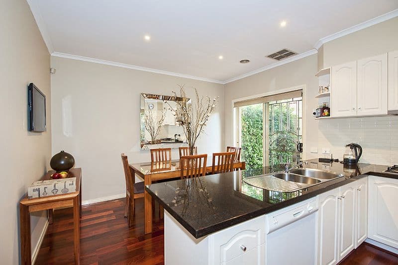15 Hester Walk, MACLEOD VIC 3085, Macleod - Thumbnail 2