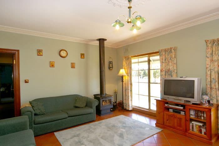 70 Clyde Road, BANNOCKBURN VIC 3331, Bannockburn - Thumbnail 5