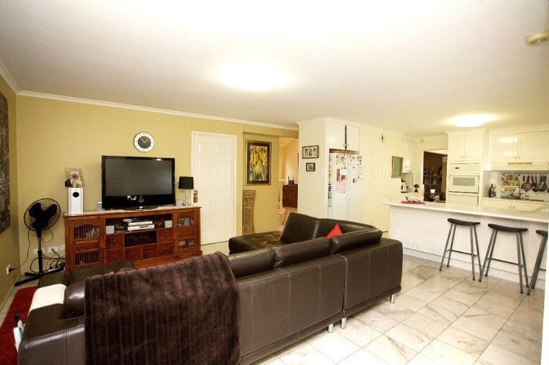 51 Mindona Street, WISHART QLD 4122, Wishart - Thumbnail 8