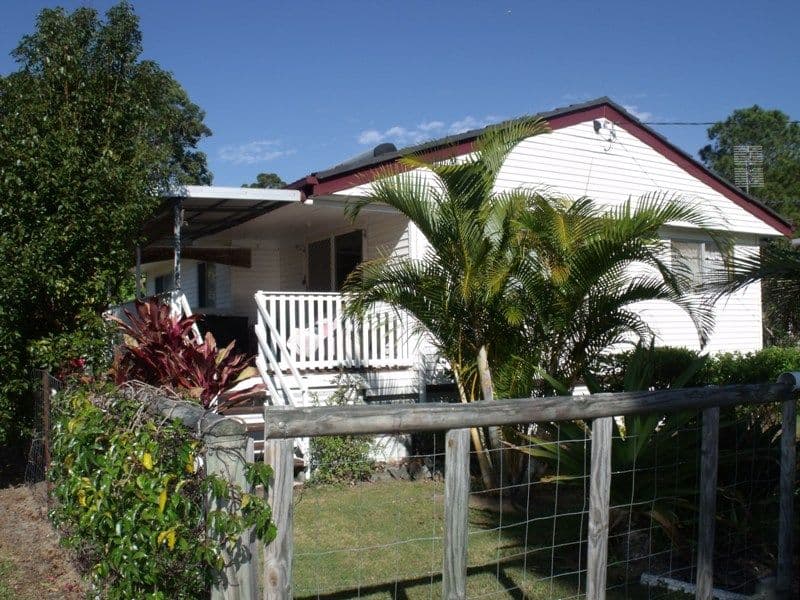 10 Reading Street, RUSSELL ISLAND QLD 4184, Russell Island - Image 1