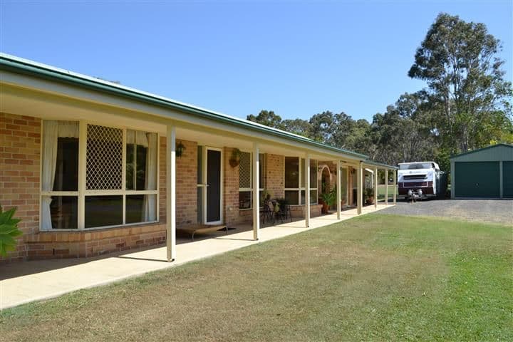 104 Seaview Drive, BOORAL QLD 4655, Booral - Thumbnail 2