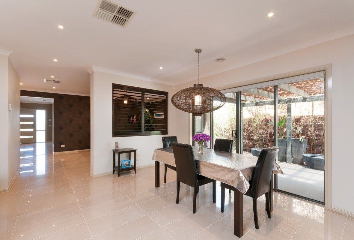 19 Fletcher Road, CRAIGIEBURN VIC 3064, Craigieburn - Thumbnail 3
