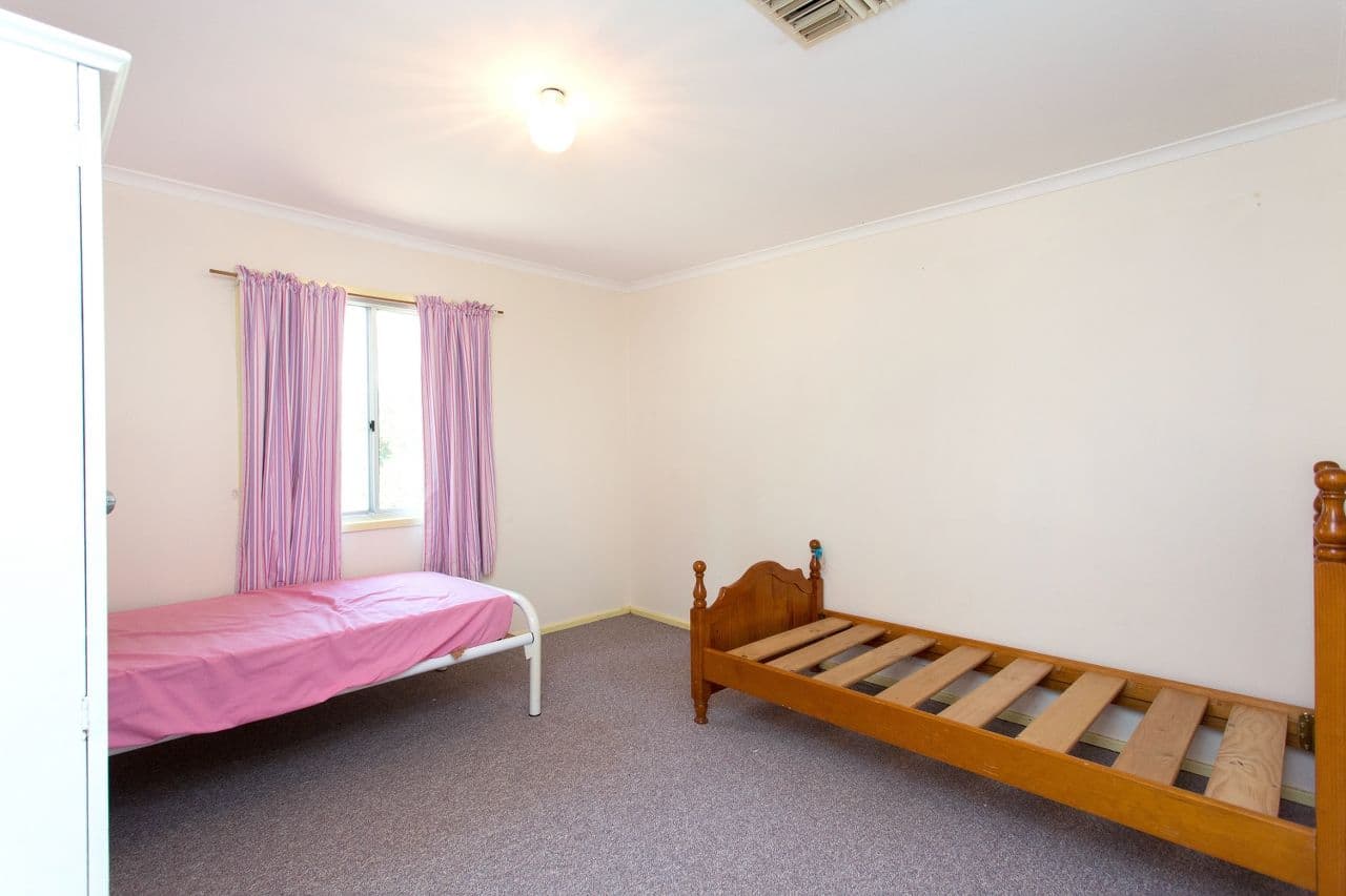 11 Walker Street, Cowra - Thumbnail 7