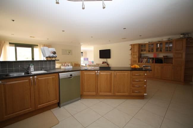 28 Hyland Drive, BUNGENDORE NSW 2621, Bungendore - Thumbnail 4