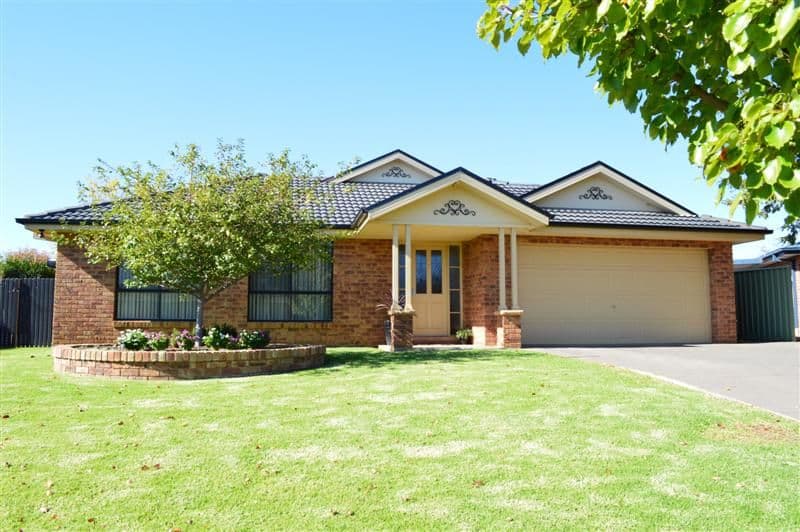 13 Lachlan Way, DUBBO NSW 2830, Dubbo - Image 1