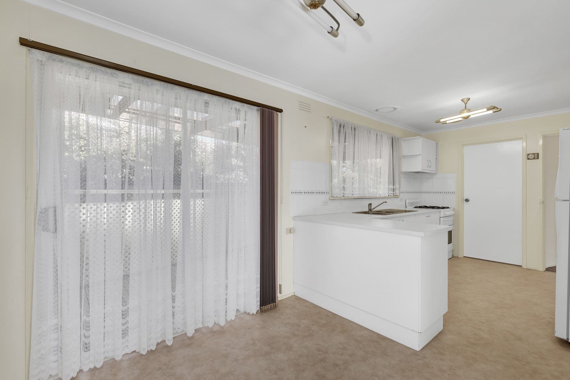 112 South Ring Road, Werribee VIC 3030, Werribee - Thumbnail 5