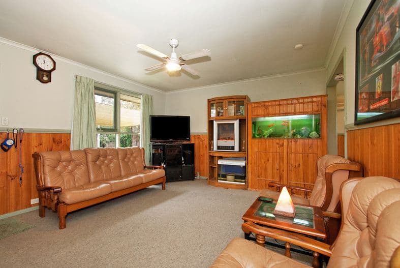 4 Milton Court, MOOROOLBARK VIC 3138, Mooroolbark - Thumbnail 2