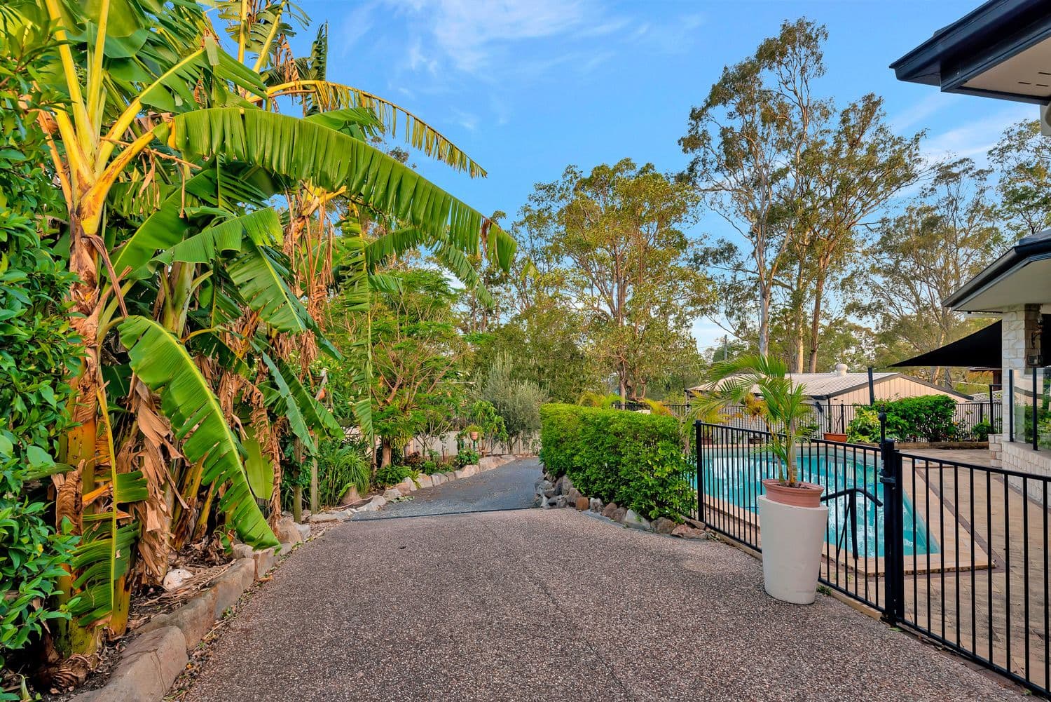 10 Missouri Way, Oxenford QLD 4210, Oxenford - Thumbnail 3