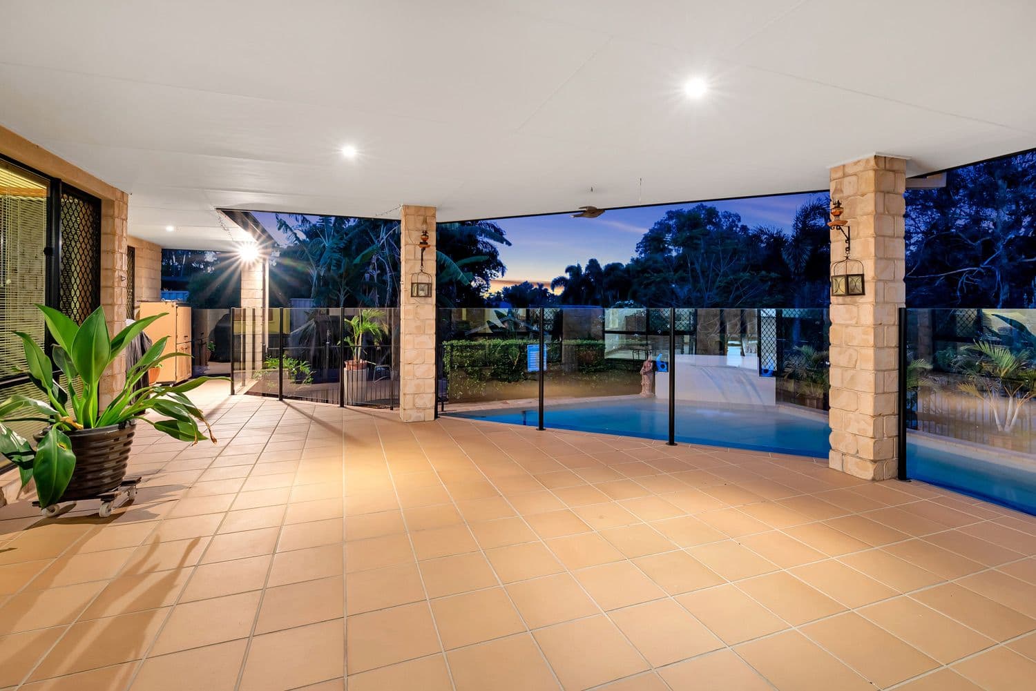 10 Missouri Way, Oxenford QLD 4210, Oxenford - Thumbnail 5