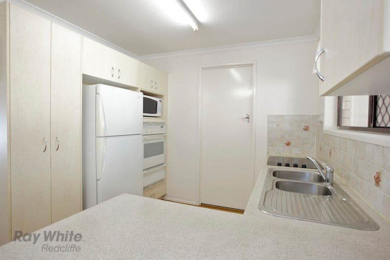 13 Williams Street, REDCLIFFE QLD 4020, Redcliffe - Thumbnail 5