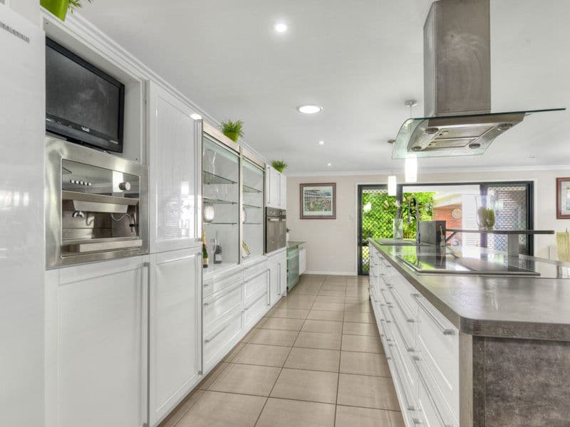12 Dorames Street, Hendra QLD 4011, Hendra - Thumbnail 5