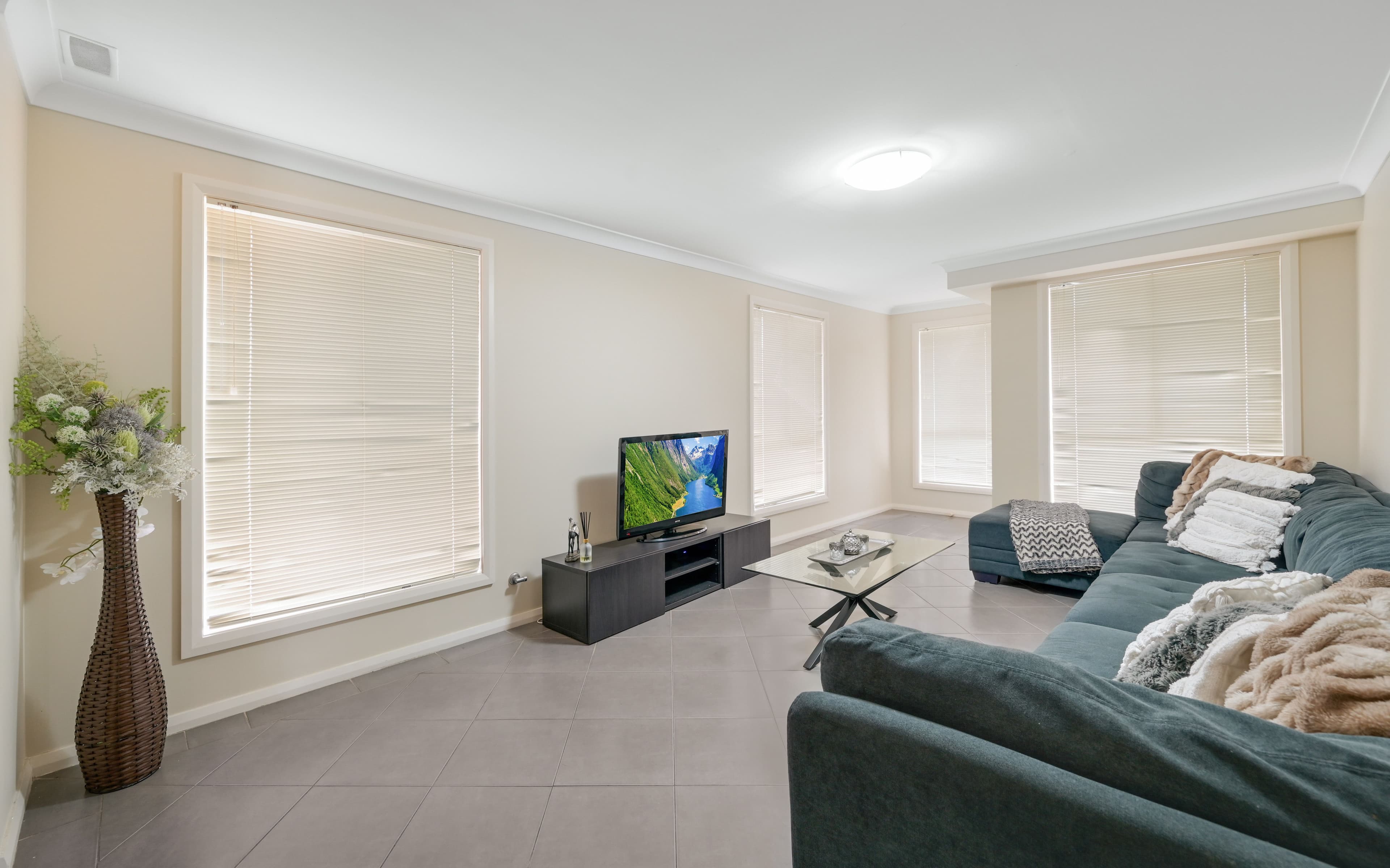 170 Glenfield Road, Casula NSW 2170, Casula - Thumbnail 3