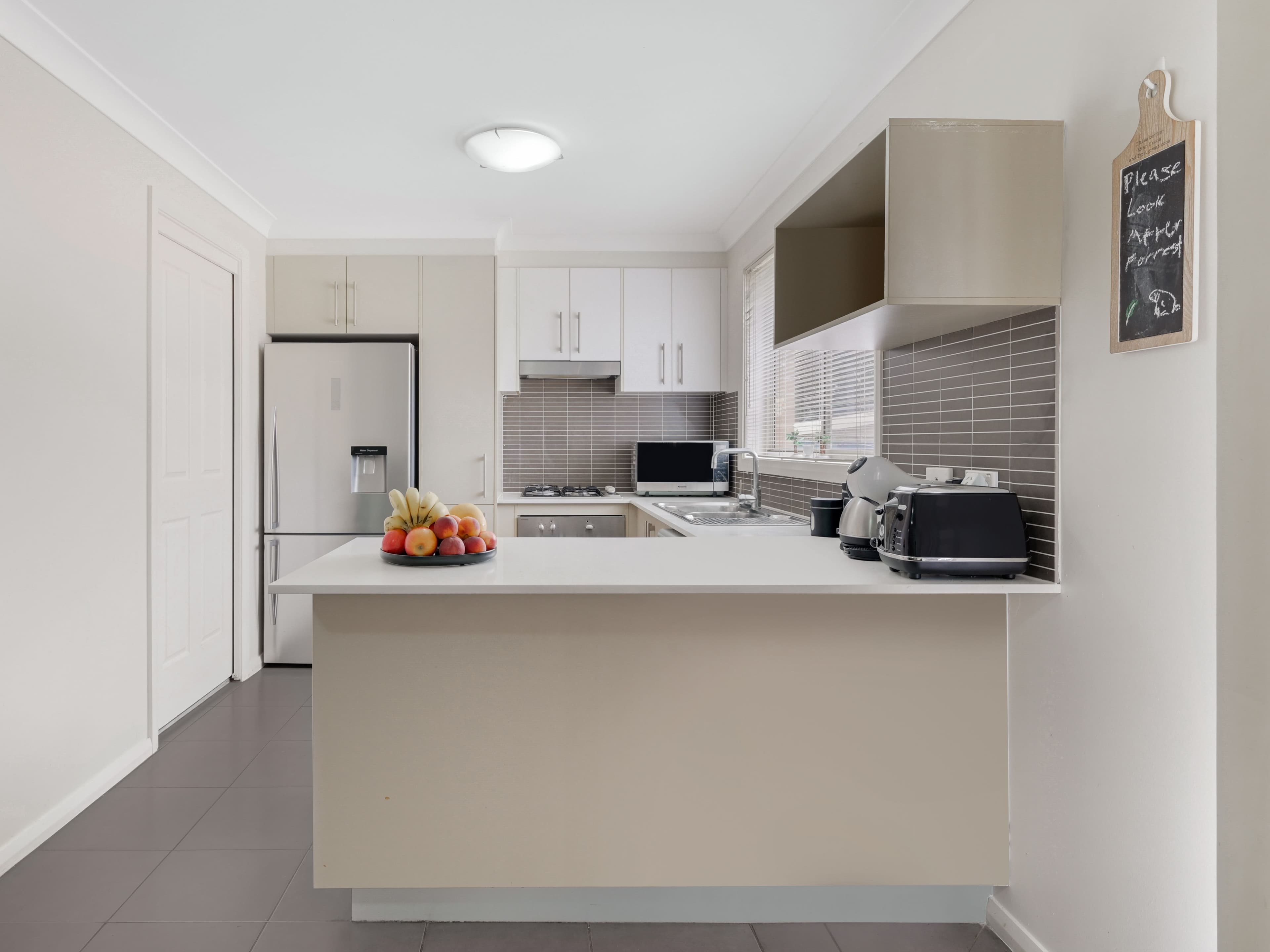 170 Glenfield Road, Casula NSW 2170, Casula - Thumbnail 6