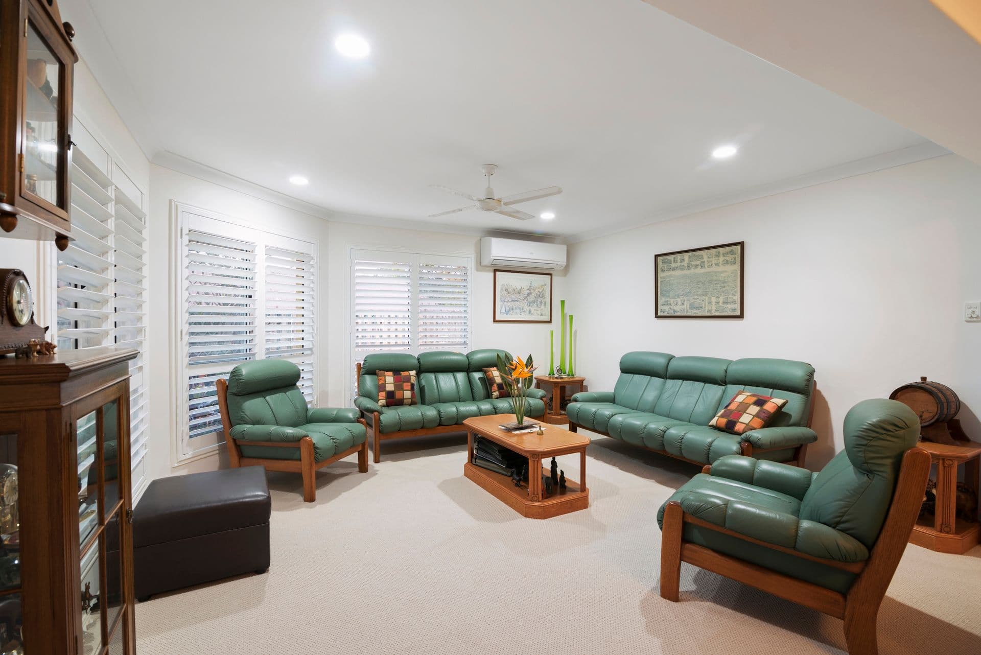 4 Forest Court, Elanora QLD 4221, Elanora - Thumbnail 2
