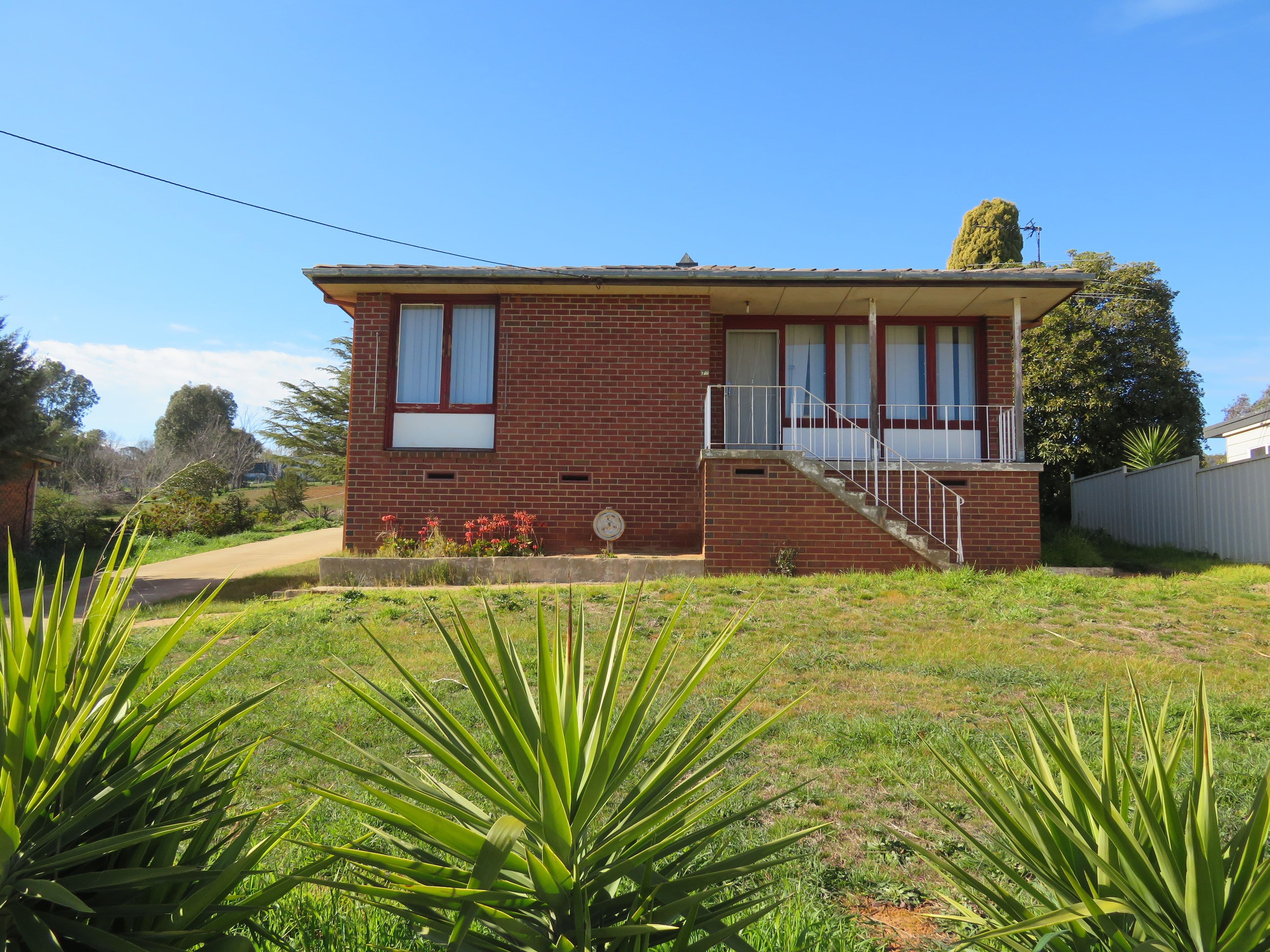 72 Mount Street, Gundagai NSW 2722, Gundagai - Image 1