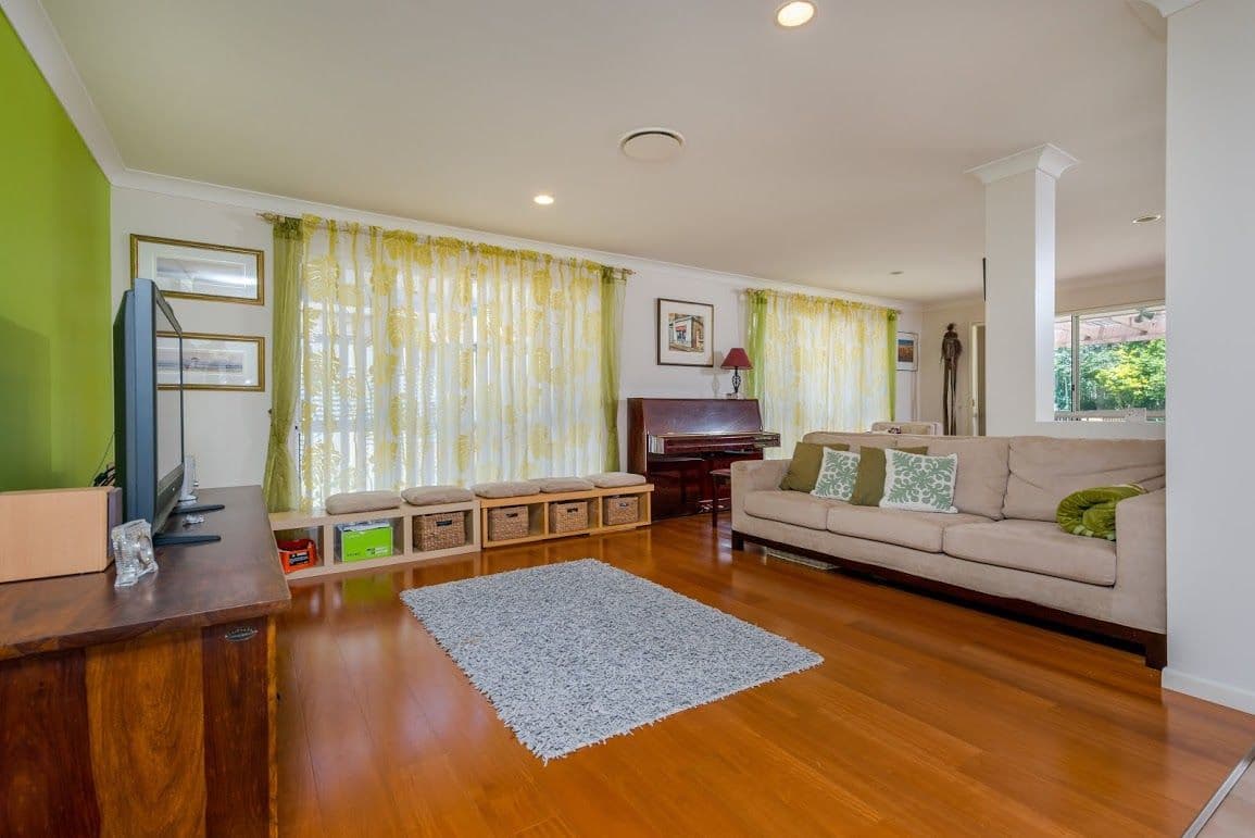 37 Seville Circuit, Burleigh Waters QLD 4220, Burleigh Waters - Thumbnail 4