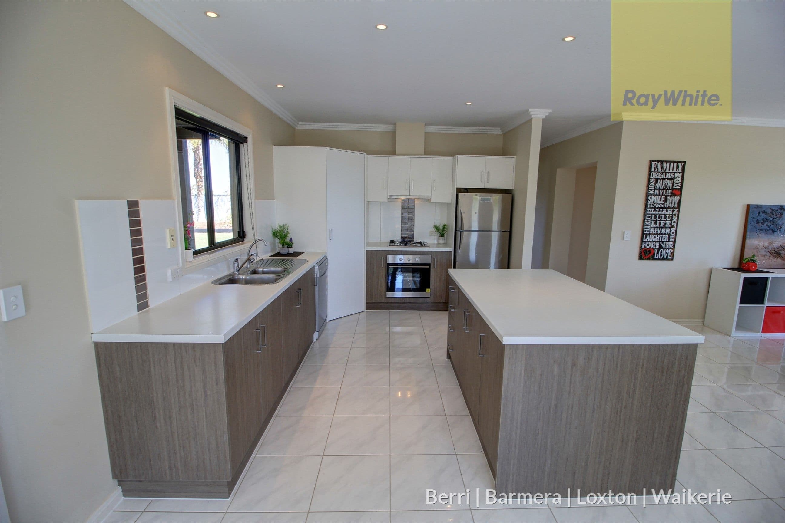 94 McKay Road, Glossop SA 5344, Glossop - Thumbnail 2