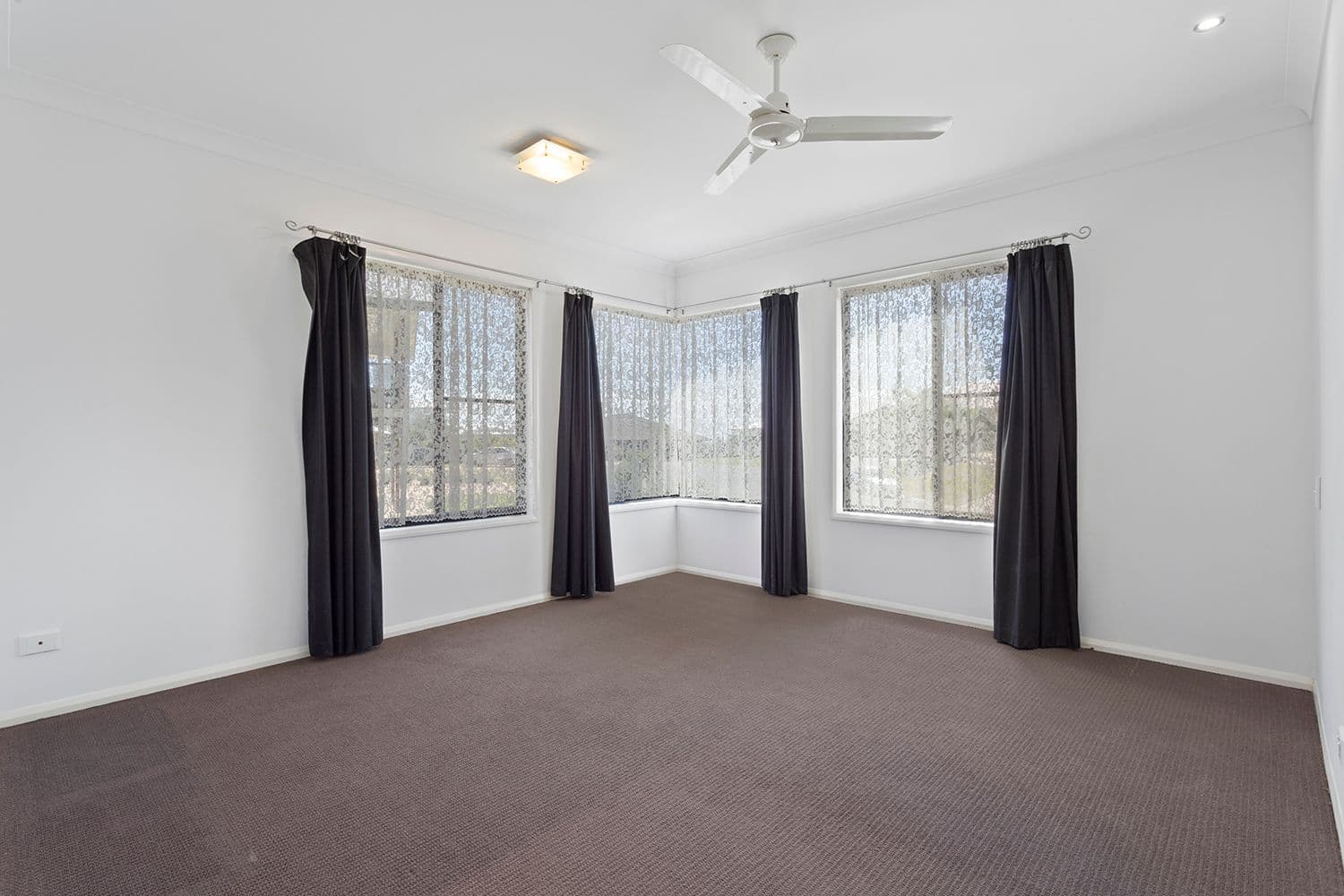 46 Olympia Avenue, Pacific Heights QLD 4703, Pacific Heights - Thumbnail 8
