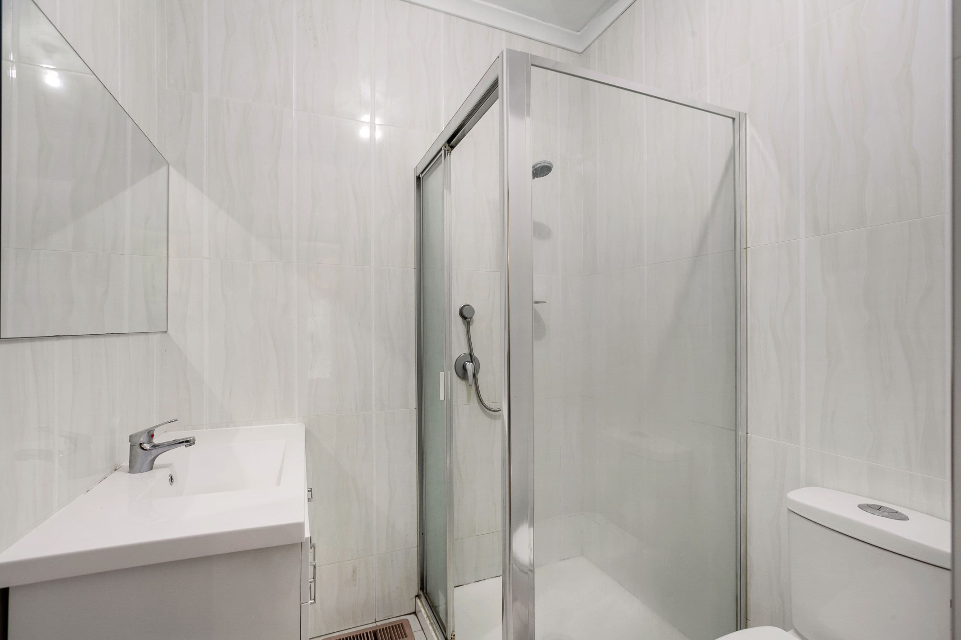 17 Keats Avenue, Kingsbury VIC 3083, Kingsbury - Thumbnail 4