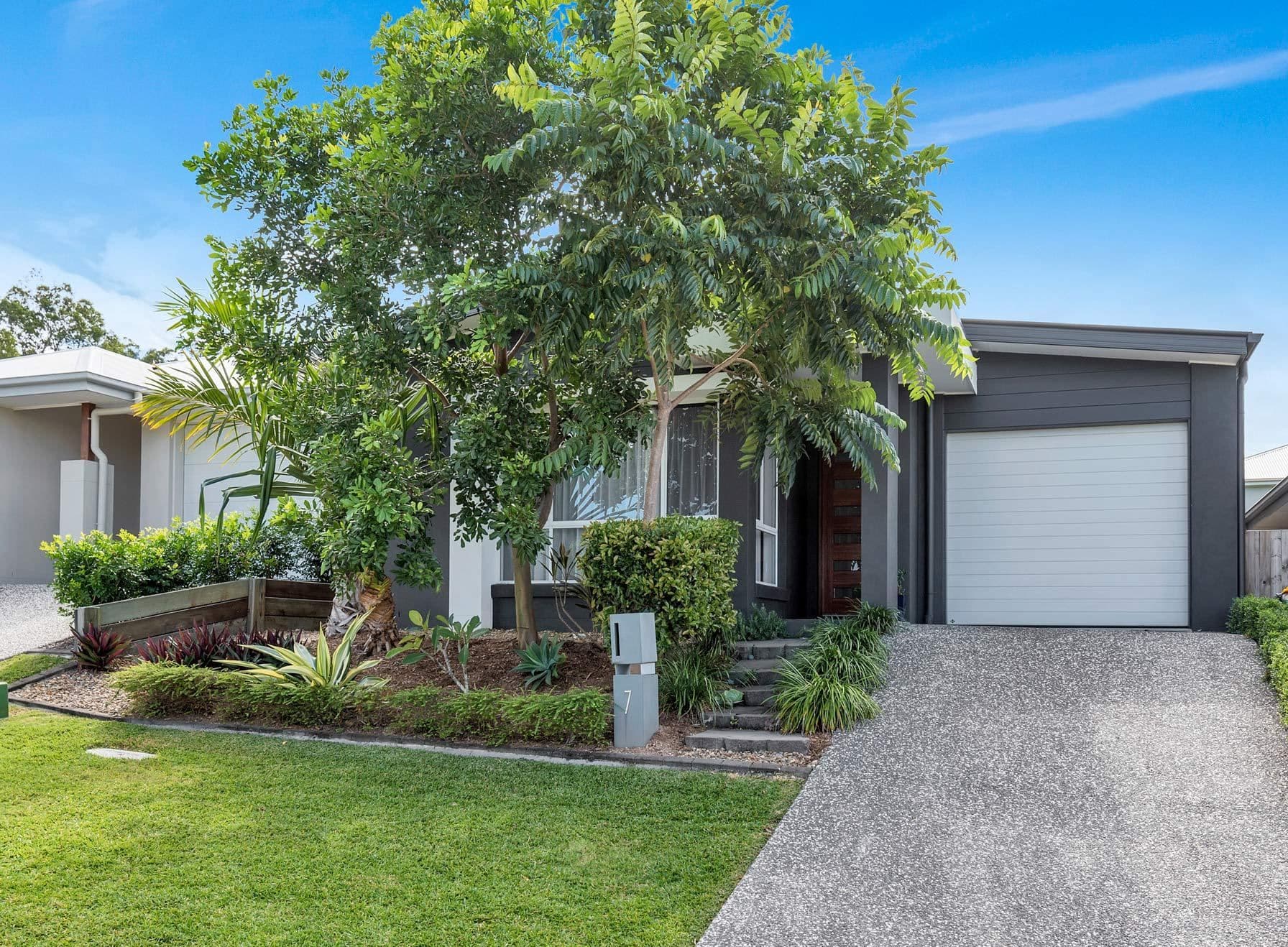 7 Gresswell Crescent, Upper Coomera QLD 4209, Upper Coomera - Thumbnail 3