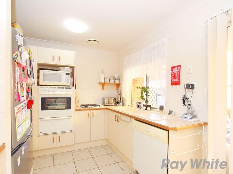 2 Frensham Crescent, BOONDALL QLD 4034, Boondall - Thumbnail 4