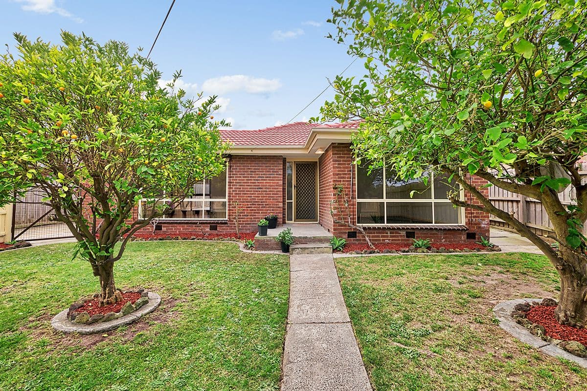 111 Kingsclere Avenue, Keysborough VIC 3173, Keysborough - Thumbnail 2
