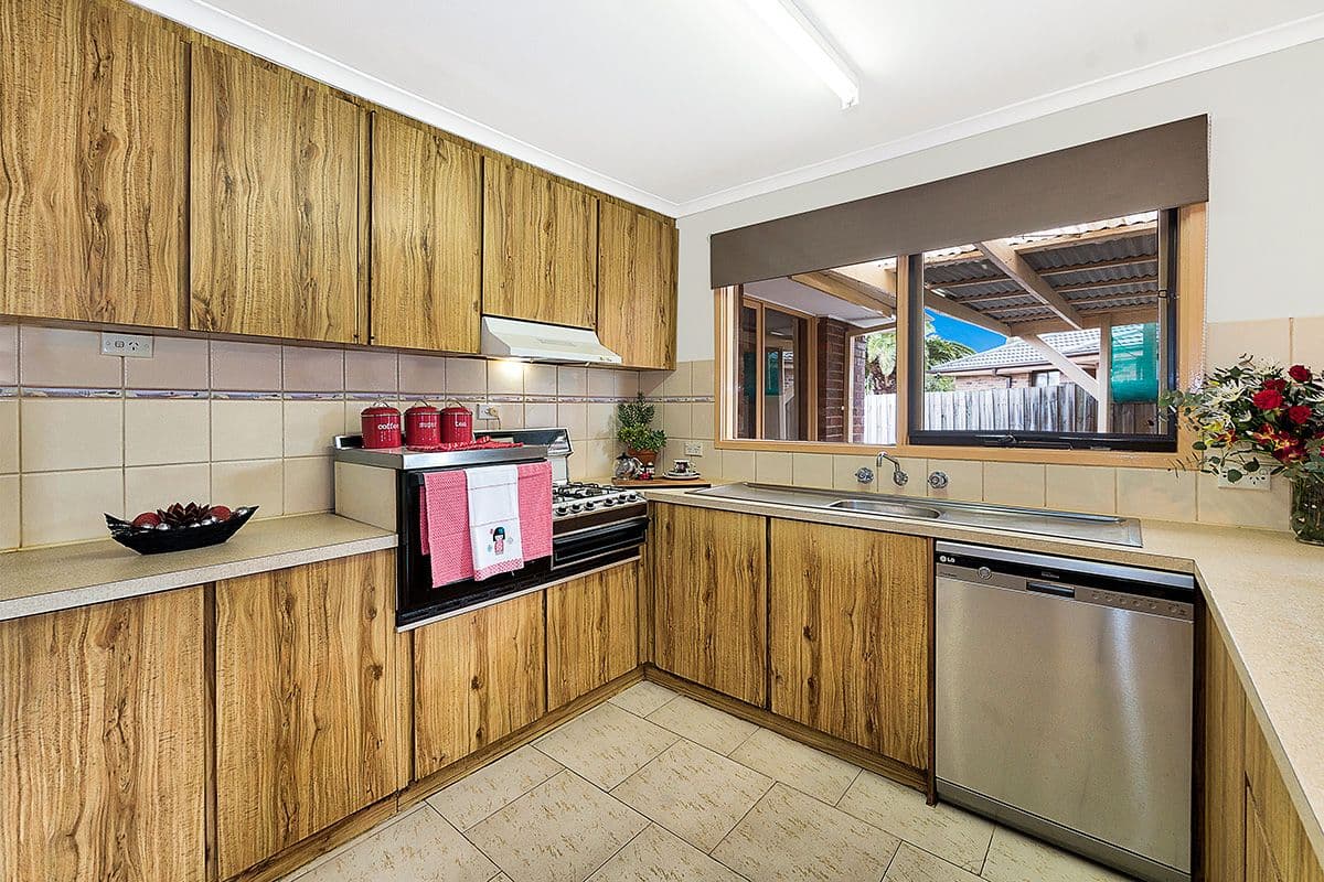 111 Kingsclere Avenue, Keysborough VIC 3173, Keysborough - Thumbnail 6