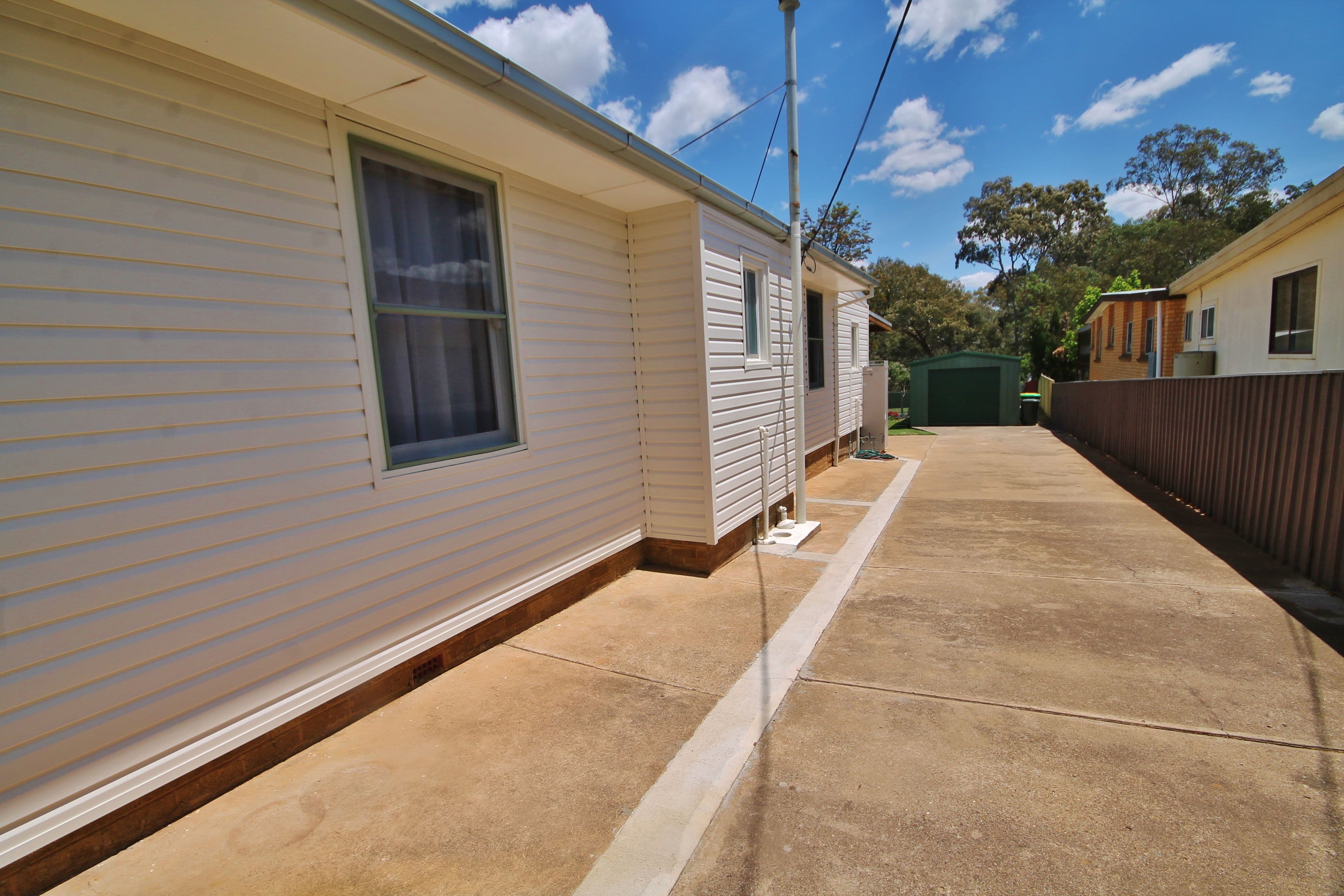 44 Blackett Avenue, Young - Thumbnail 4