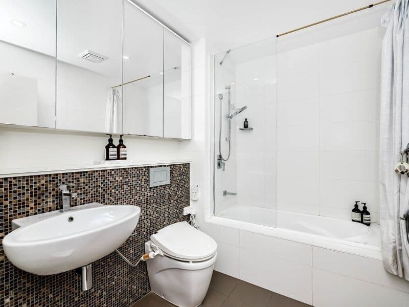 11/54A Blackwall Point Road, Chiswick - Thumbnail 4