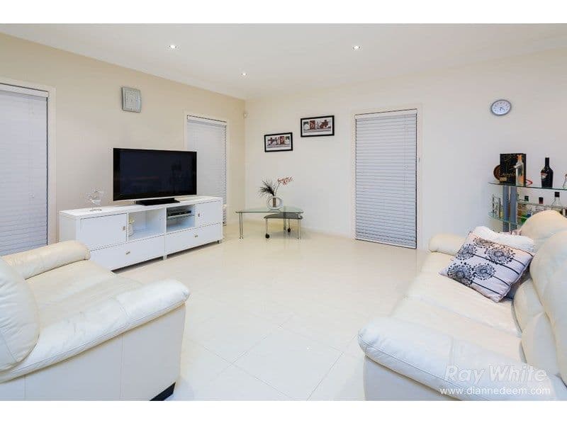 10 Avonlea Place, Eight Mile Plains QLD 4113, Eight Mile Plains - Thumbnail 5
