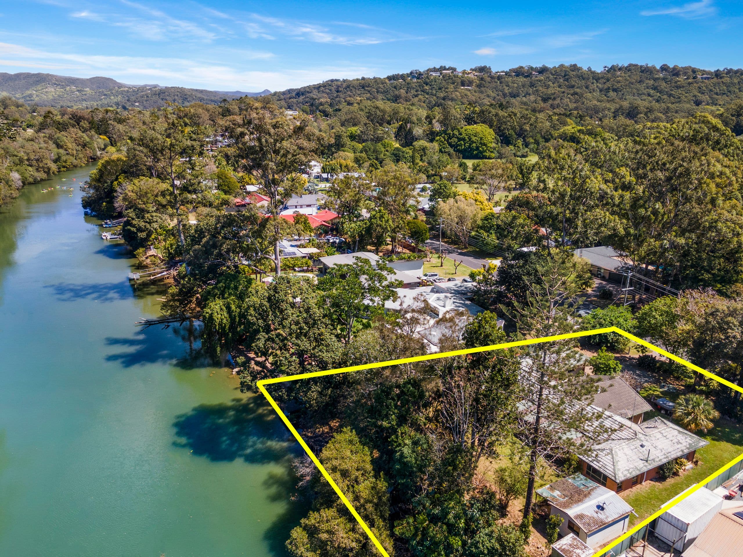 14 Tierney Drive, Currumbin Waters QLD 4223, Currumbin Waters - Thumbnail 2