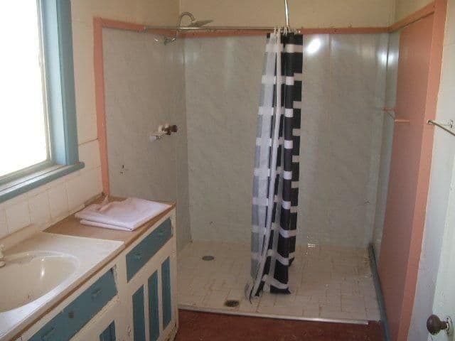 594 Blende Street, BROKEN HILL NSW 2880, Broken Hill - Thumbnail 2
