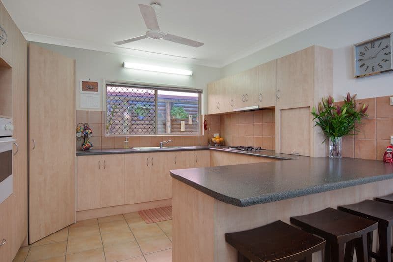 10 Hazelwood Close, MOUNT SHERIDAN QLD 4868, Mount Sheridan - Thumbnail 3