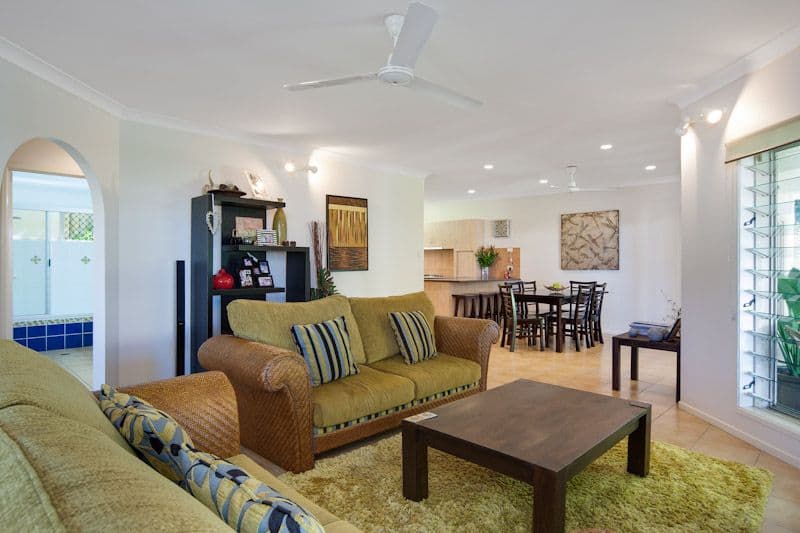 10 Hazelwood Close, MOUNT SHERIDAN QLD 4868, Mount Sheridan - Thumbnail 4