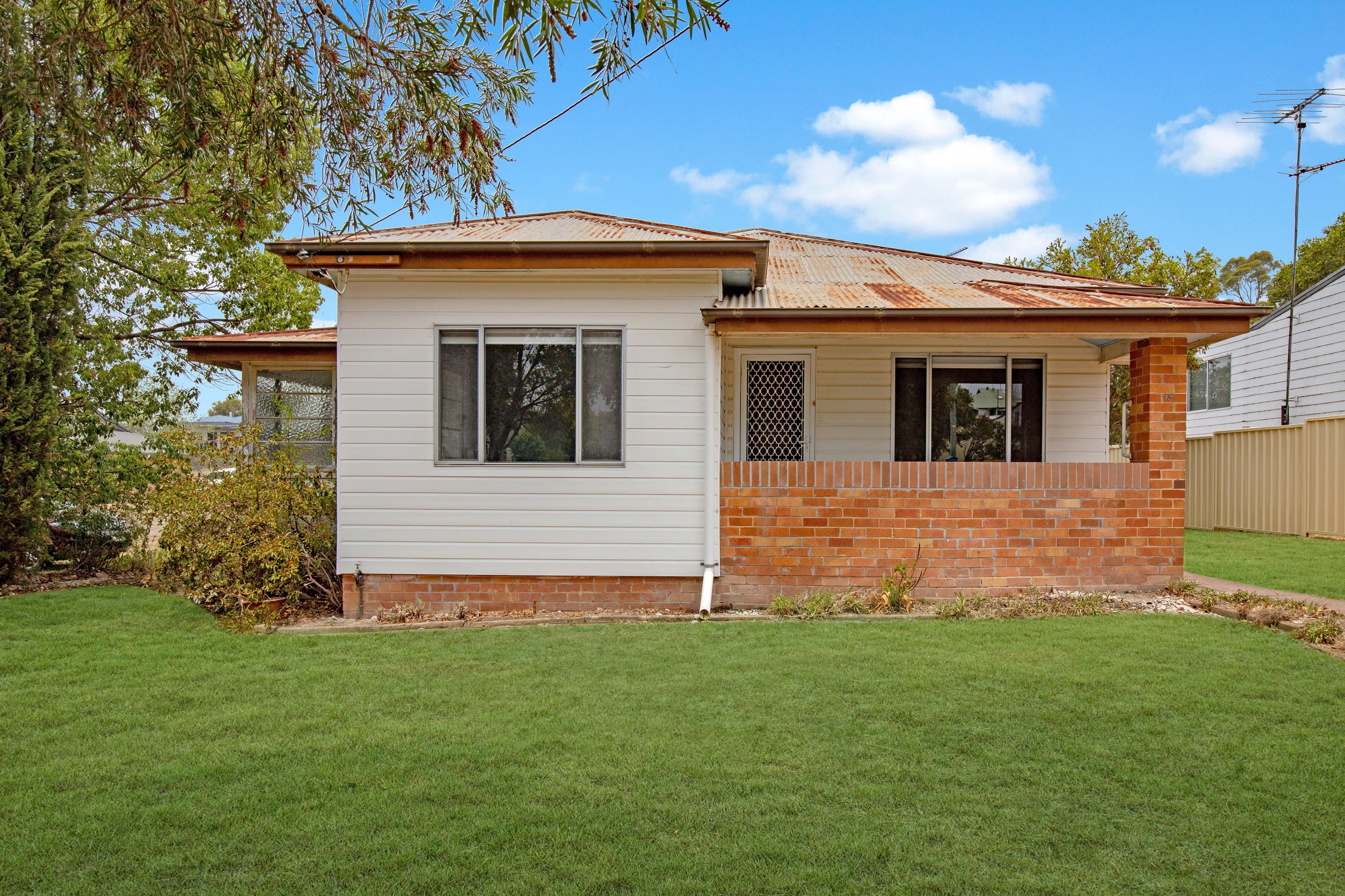 73 Denison Street, Gloucester NSW 2422, Gloucester - Image 1