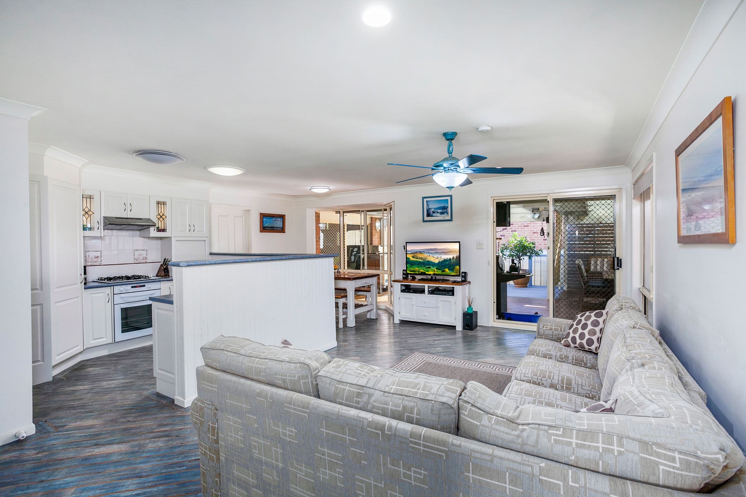 15 Huon Crescent, Albion Park - Thumbnail 2