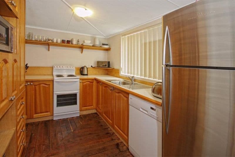 22 Sandhurst Street, BULLI NSW 2516, Bulli - Thumbnail 5