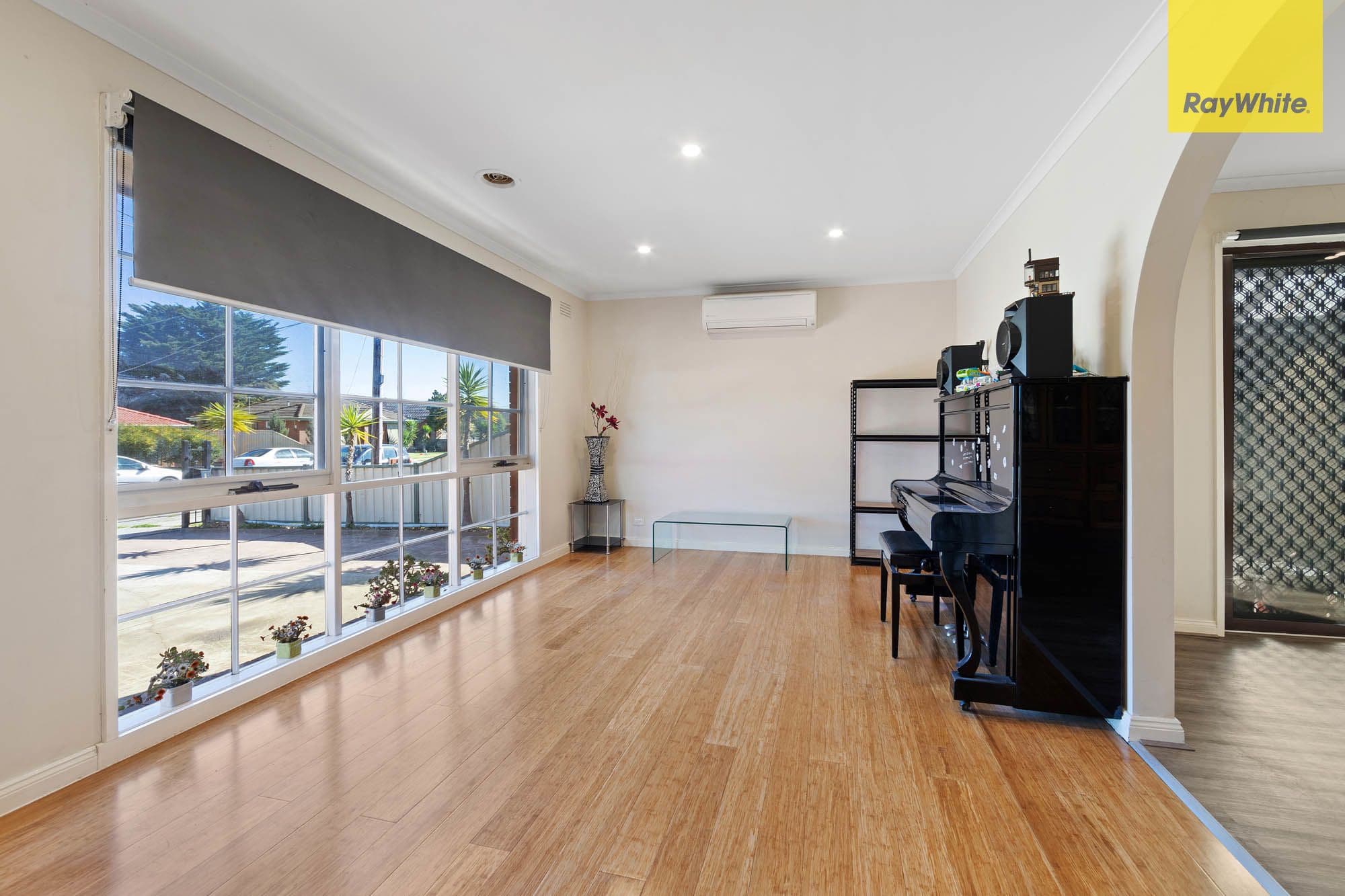 14 Ralph Avenue, St Albans VIC 3021, St Albans - Thumbnail 2