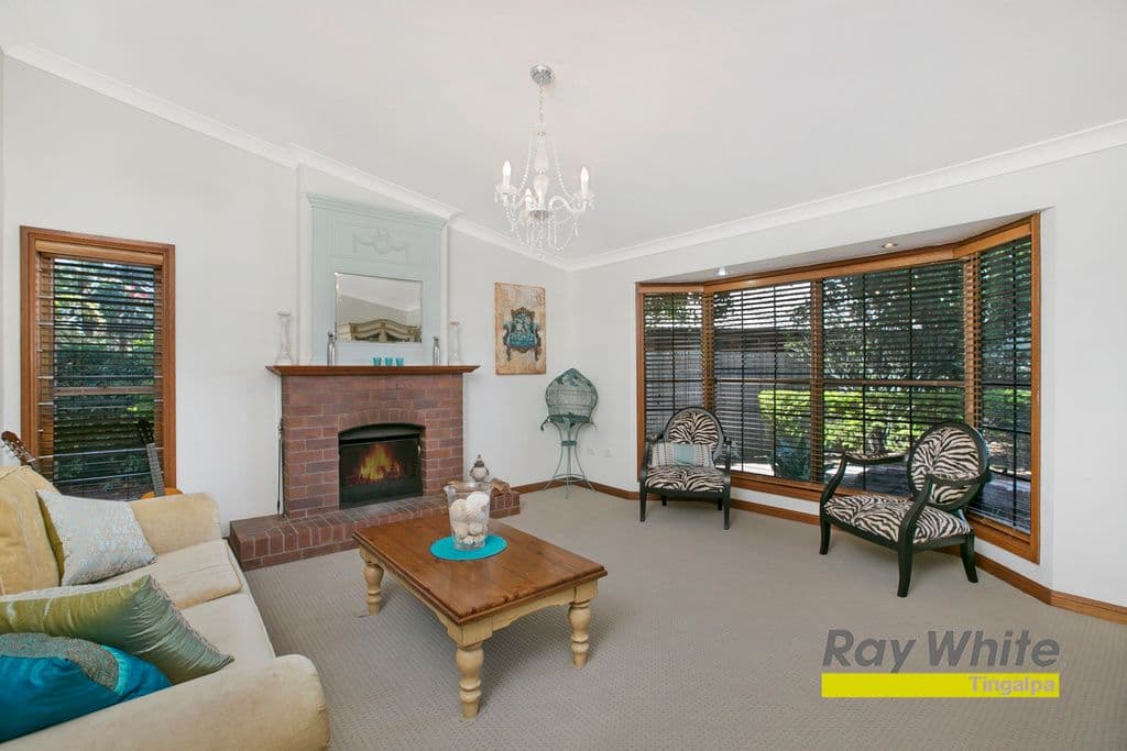 9 Croft Court, CARINDALE QLD 4152, Carindale - Thumbnail 3