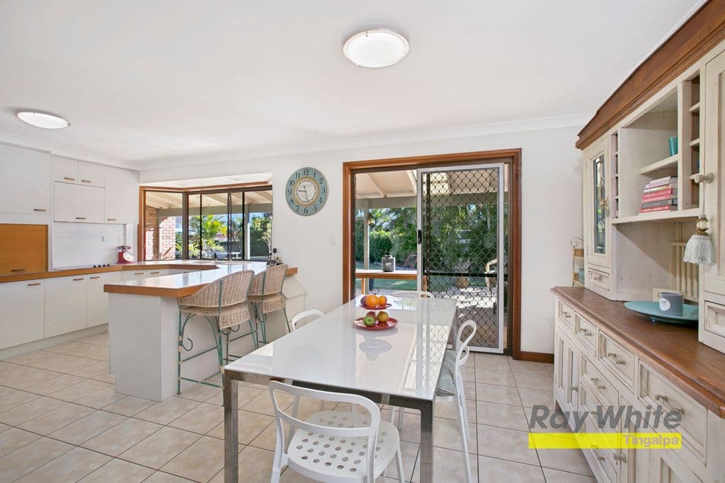 9 Croft Court, CARINDALE QLD 4152, Carindale - Thumbnail 8